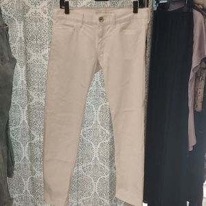 GUC Banana Republic Women's Size 27 (4) White Denim Slim Boyfriend Crop Pants